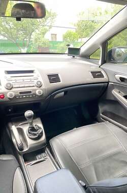 Седан Honda Civic 2008 в Синельниковому