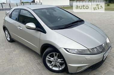 Хетчбек Honda Civic 2007 в Новій Одесі