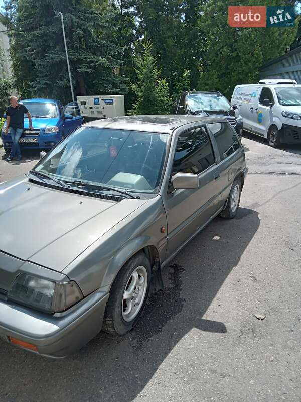 Хэтчбек Honda Civic 1988 в Тернополе