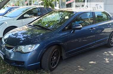 Седан Honda Civic 2008 в Полтаве