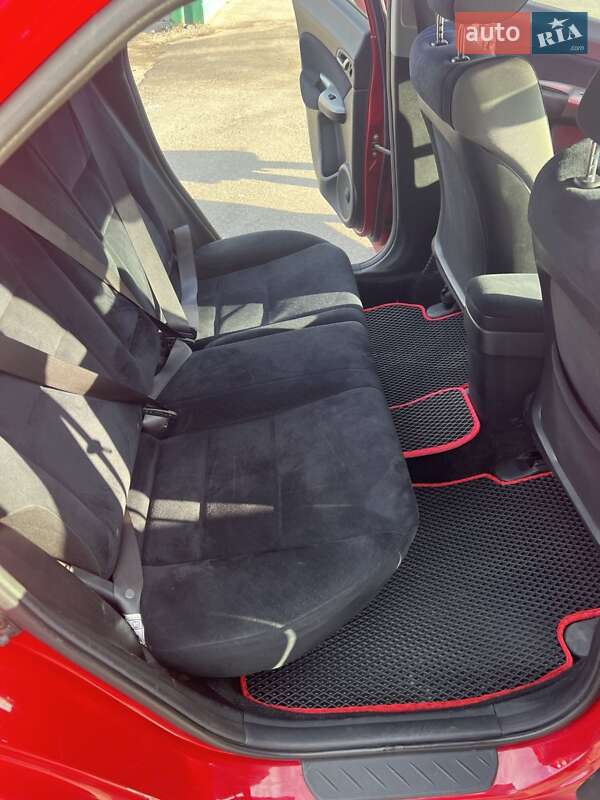 Хэтчбек Honda Civic 2007 в Ахтырке фото 15 Хэтчбек Honda Civic 2007 в Ахтырке