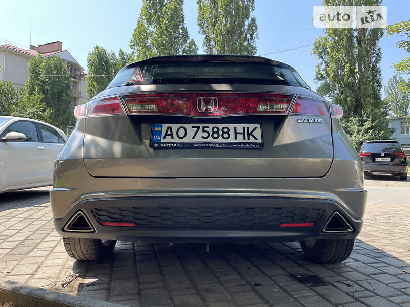 Хетчбек Honda Civic 2007 в Ужгороді
