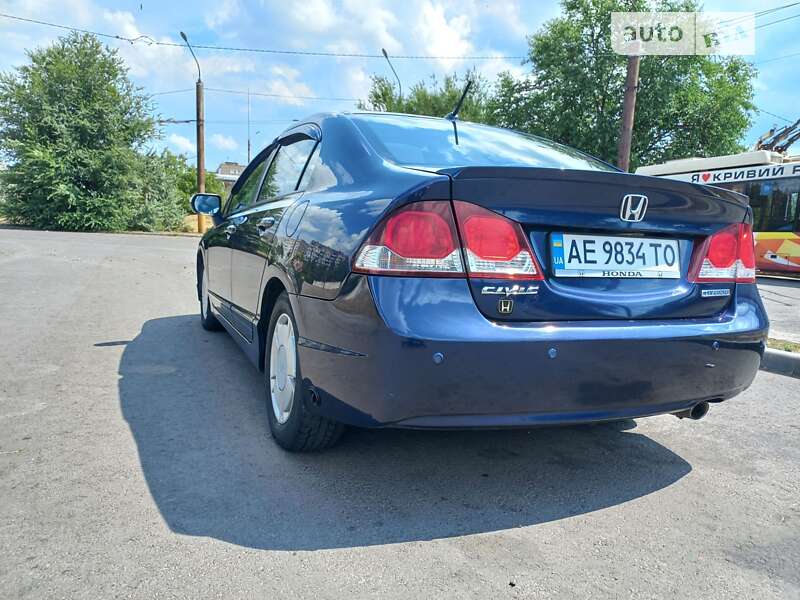 Седан Honda Civic 2009 в Кривом Роге