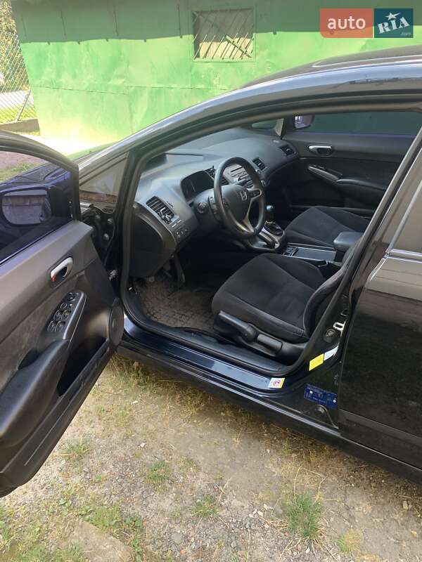 Седан Honda Civic 2007 в Львове