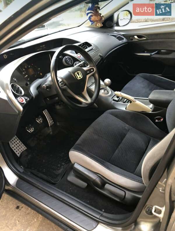 Хетчбек Honda Civic 2006 в Києві