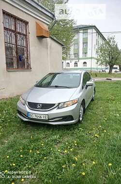 Седан Honda Civic 2014 в Дрогобичі