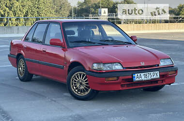 Седан Honda Civic 1988 в Киеве