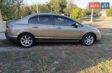 Седан Honda Civic 2006 в Зенькове