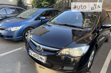 Седан Honda Civic 2007 в Киеве