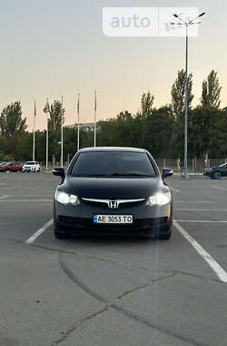 Седан Honda Civic 2008 в Днепре