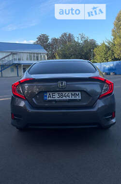 Седан Honda Civic 2016 в Запорожье