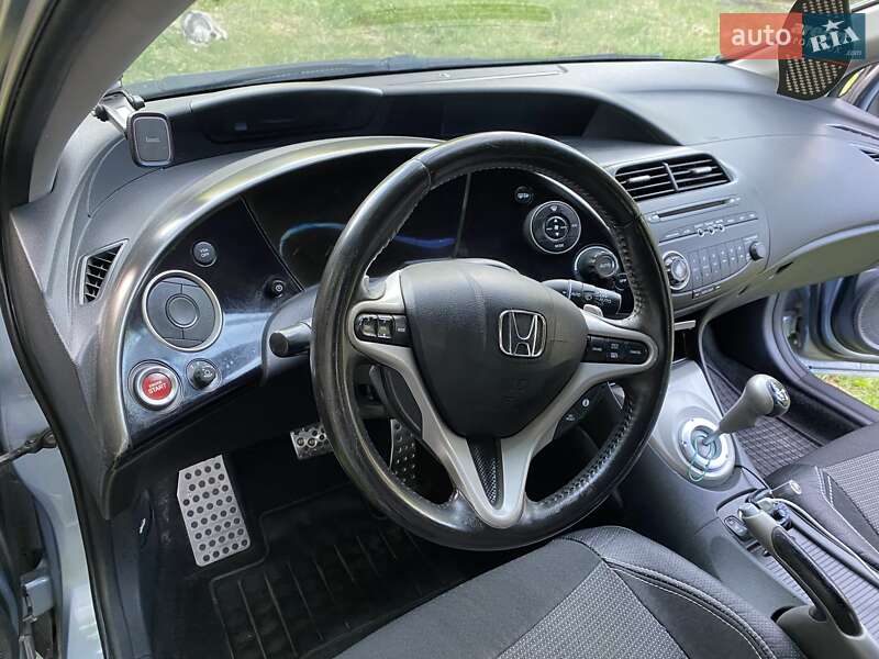 Хетчбек Honda Civic 2007 в Запоріжжі
