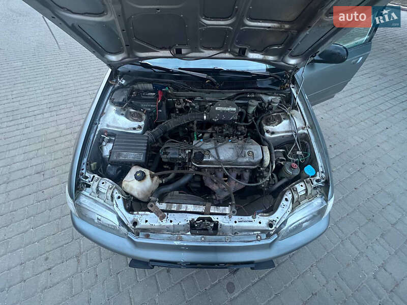 Седан Honda Civic 1992 в Татарбунарах