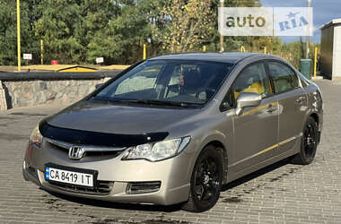 Седан Honda Civic 2006 в Смілі