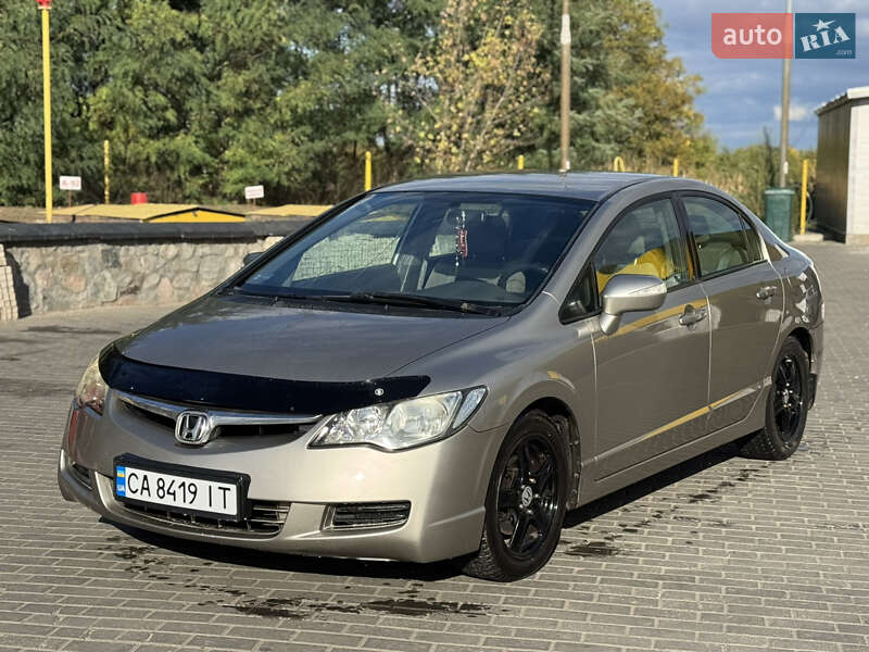 Седан Honda Civic 2006 в Смеле