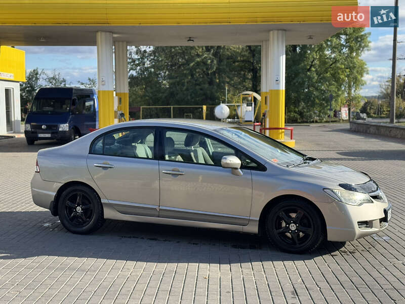 Седан Honda Civic 2006 в Смеле