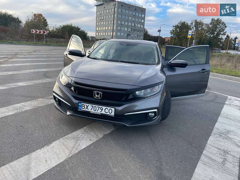 Седан Honda Civic 2018 в Хмельницком