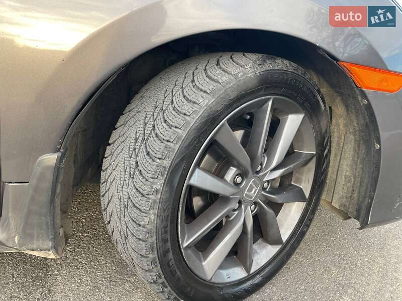 Седан Honda Civic 2018 в Хмельницком