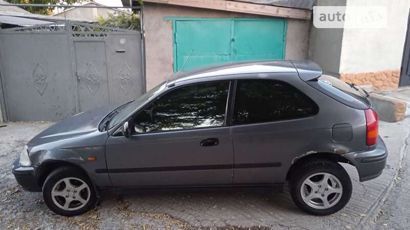 Хэтчбек Honda Civic 1999 в Одессе