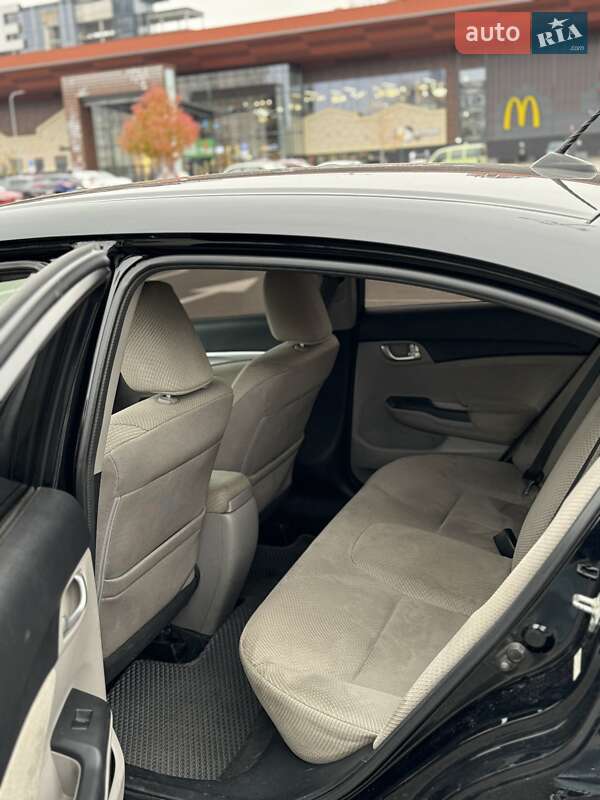 Седан Honda Civic 2013 в Києві