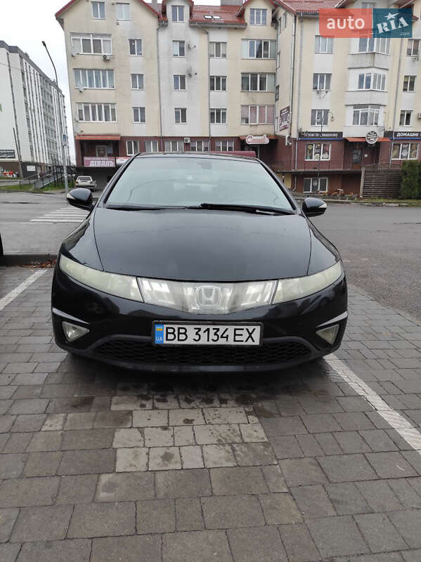 Хэтчбек Honda Civic 2006 в Сокале фото 4 Хэтчбек Honda Civic 2006 в Сокале