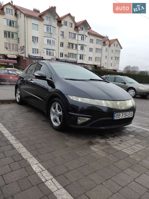 Хэтчбек Honda Civic 2006 в Сокале фото 18 Хэтчбек Honda Civic 2006 в Сокале