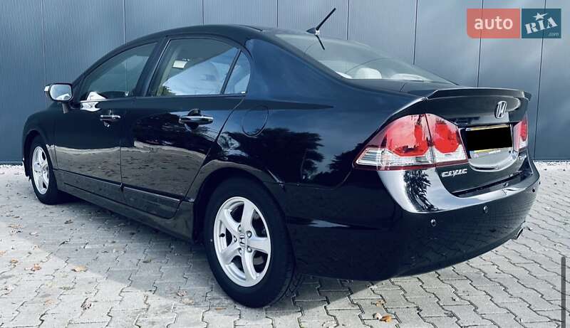 Седан Honda Civic 2010 в Житомирі