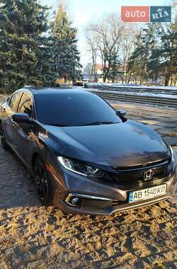 Седан Honda Civic 2018 в Тульчині