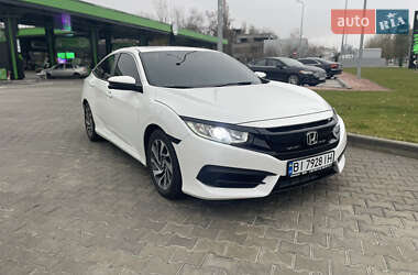 Седан Honda Civic 2016 в Кременчуге