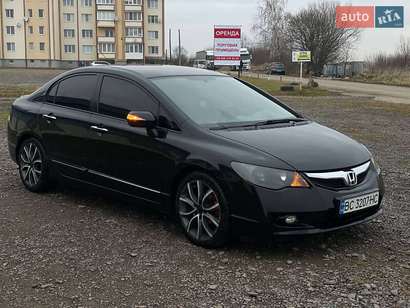 Седан Honda Civic 2009 в Львове