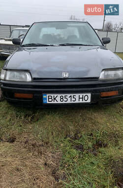 Седан Honda Civic 1991 в Дубні