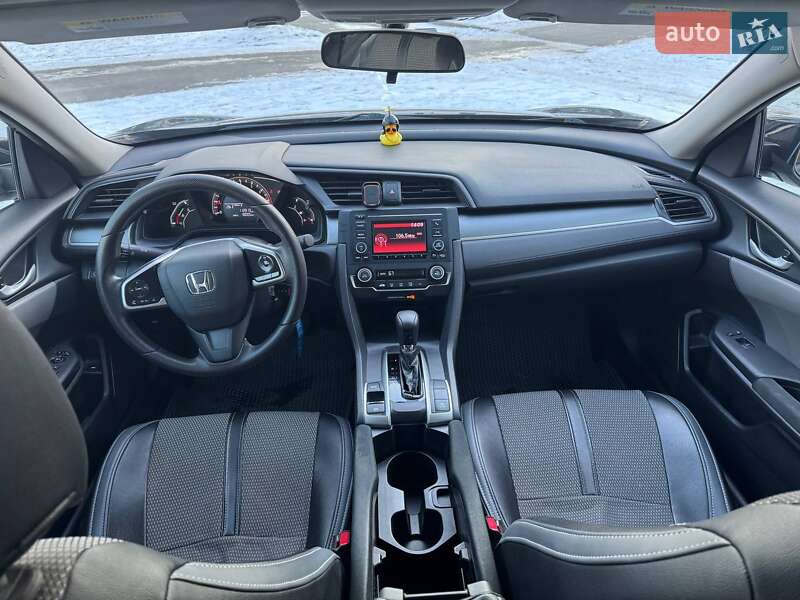 Седан Honda Civic 2018 в Києві