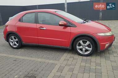 Хетчбек Honda Civic 2006 в Мукачевому