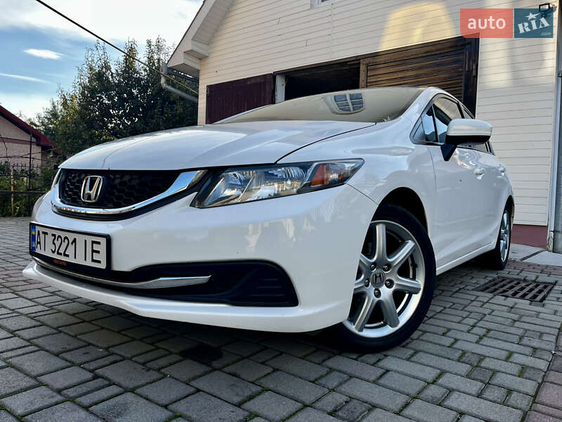 Седан Honda Civic 2014 в Ивано-Франковске