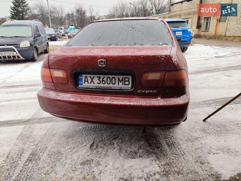 Седан Honda Civic 1993 в Харькове