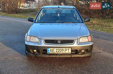 Лифтбек Honda Civic 1996 в Днепре