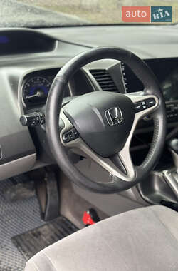 Седан Honda Civic 2007 в Дніпрі