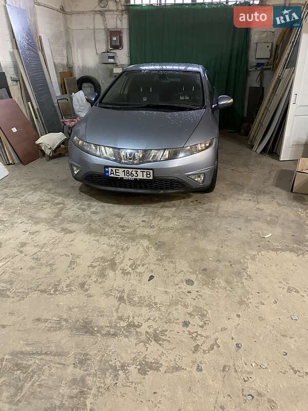 Хетчбек Honda Civic 2007 в Запоріжжі