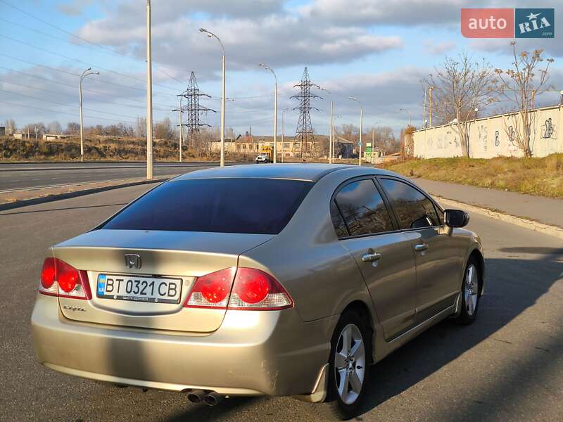 Седан Honda Civic 2008 в Николаеве