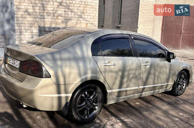 Седан Honda Civic 2008 в Днепре