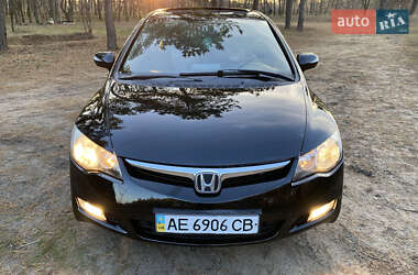 Седан Honda Civic 2007 в Днепре