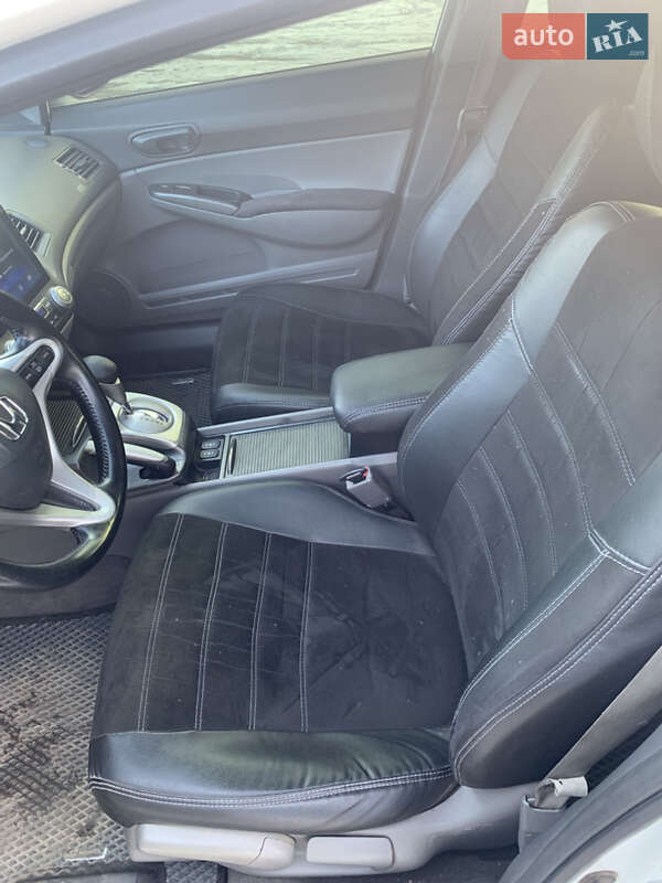 Седан Honda Civic 2007 в Апостоловому