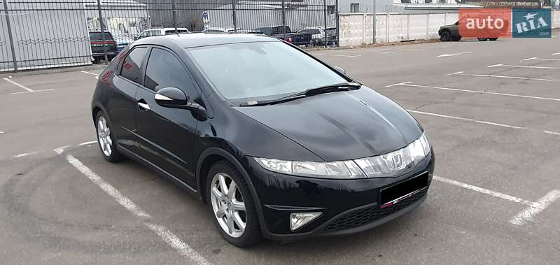 Хэтчбек Honda Civic 2008 в Киеве