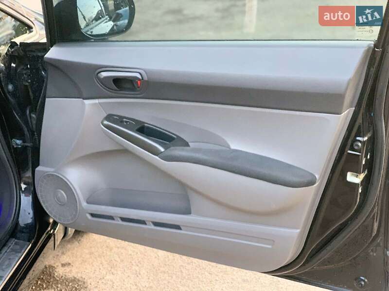 Седан Honda Civic 2008 в Виннице