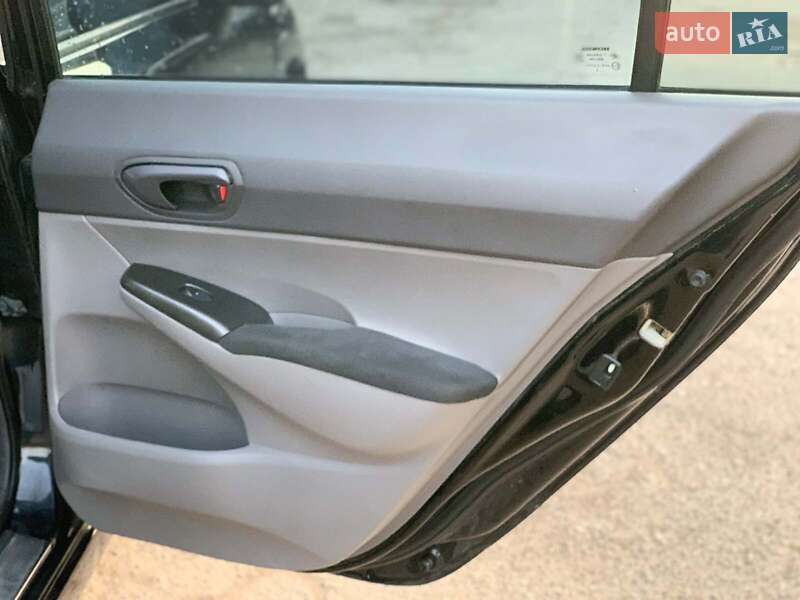 Седан Honda Civic 2008 в Виннице