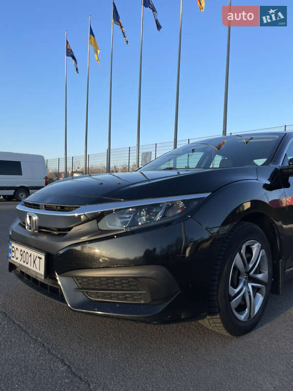Седан Honda Civic 2018 в Львові