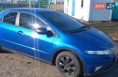 Хэтчбек Honda Civic 2006 в Киеве