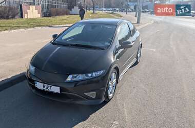 Хэтчбек Honda Civic 2007 в Днепре