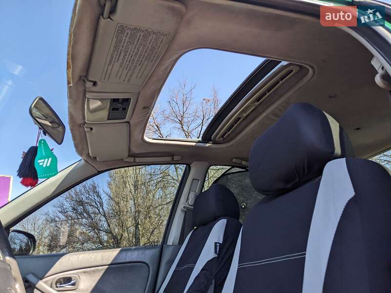 Хэтчбек Honda Civic 1996 в Одессе