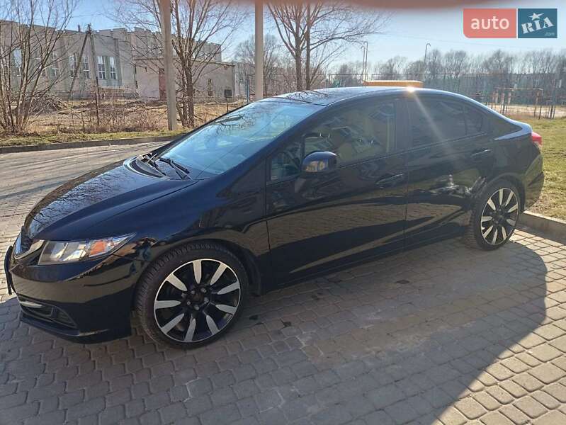 Седан Honda Civic 2013 в Тернополе